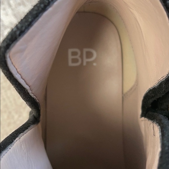 Black booties - Picture 2 of 4